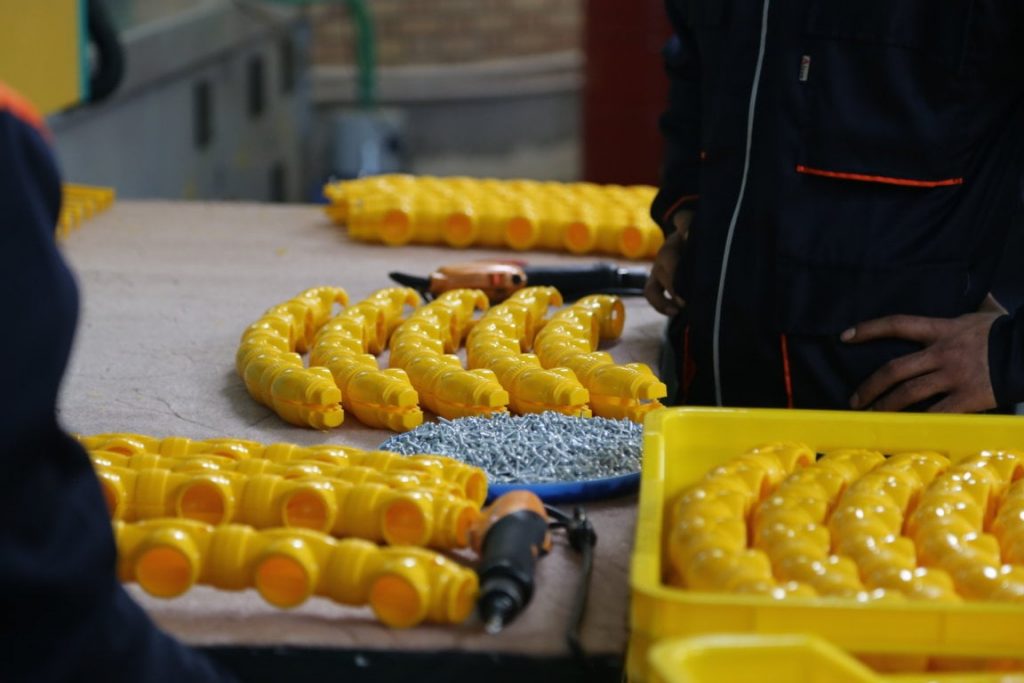 قطعات زرد تولید شده در کارخانه تن زیب