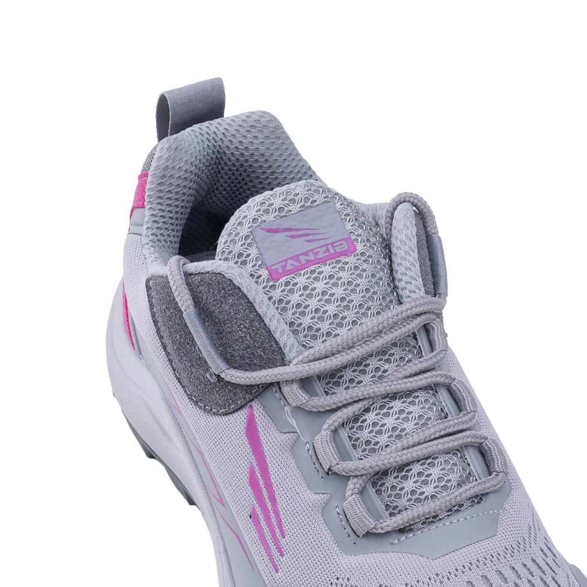 کفش ورزشی زنانه تنیس زیب با طراحی مدرن و راحتی بی‌نظیر، مناسب ورزش و فعالیت‌های روزمره.