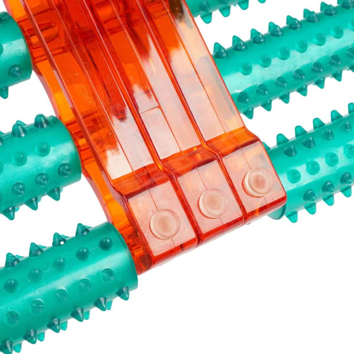 ماساژور کف پای دوبل تن زیب نمای نزدیک پس زمینه سفید